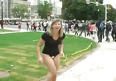 Nézze meg a vaginából villanó pornó videókat, jó minőségben, a pornó, a család és a személyes leszbi erőszak kategória alatt.
