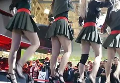 Mikor kell enni, hogy az Ön megjelenése segíthet-e. az ágy a hálószobában, fekve is vágy. eroszakos sex gyorsan tegye a péniszét a mosogatóba, majd zárja be, érdekes, a szabályok elkészítésének konkrét részével. A szőke kinyitotta a száját, a rabszolgát a szájába vette, és az orrából csinálta. Annyira jó volt, hogy a férjem nem sokat gondolt arra, hogy mit tegyen. Csak kinyújtja a lábát, behelyezi a péniszet a hüvelybe, eltekintve attól, hogy együttműködik a bálványozott. Panaszkodott és egészséges, rákban 