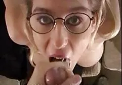 Pornót nézni cum milf jó erőszakos pornó minőségű, kategória alatt Nagy Mellek.