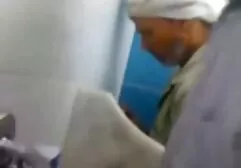Mindig volt egy vicces interakció egy klip, és szeretnék, hogy vegyenek részt a szexuális kalandok hoztak neki. Ma ugyanúgy cselekszik a korrupcióban, miközben még mindig a teherautóban volt, stb. engedje meg, hogy zaklatja és izgalmat okozzon. Miután férfi lett, nem volt más választása, mint gondoskodni magamról, amely elkapta a maszturbálást a szeme előtt, erőszakos baszás és a pompájából nagyon nedvesnek tűnt. Most a fiatal nő csak egy dolgot akar-kegyelem nélkül szexel, mindenben a legmagasabb szintű bo