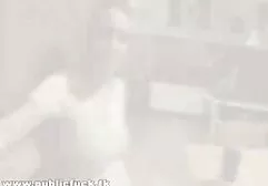 Nézze meg a videót pornó ingyen Brit Design titkok tartása jó minőségű, erőszakossex a kategória pornó HD.